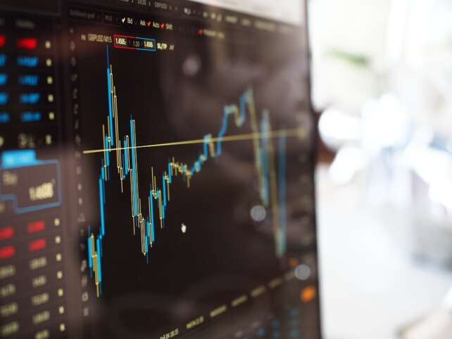 etf price on a computer screen